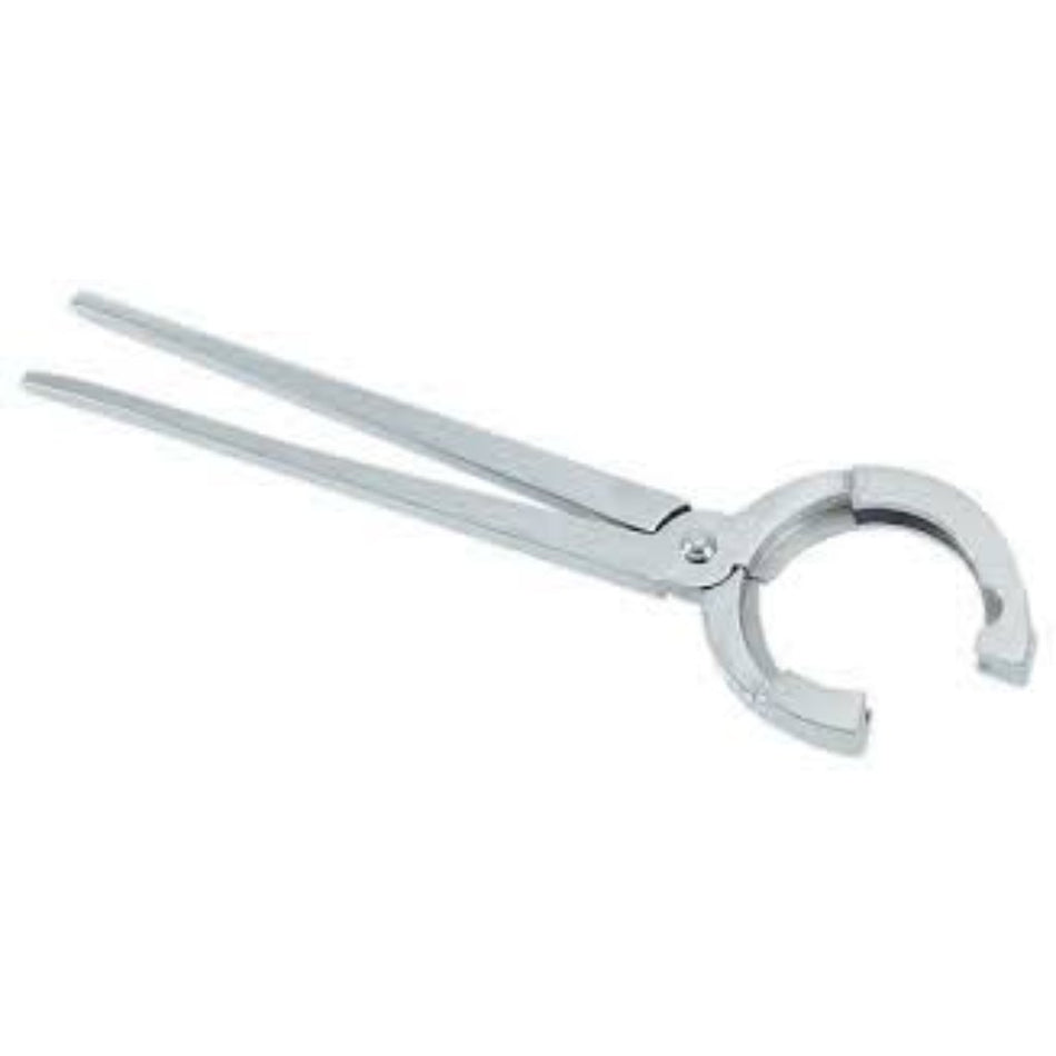 Bull nose ring Applicator