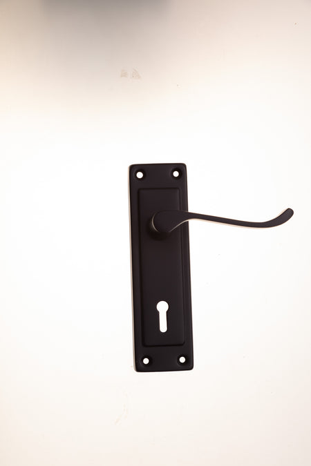 L&B Lockset Black Plain 2Tone 3Lever 6" Scroll
