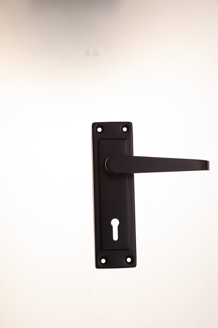 L&B Lockset Black Plain 2Tone 3Lever 6" Straight