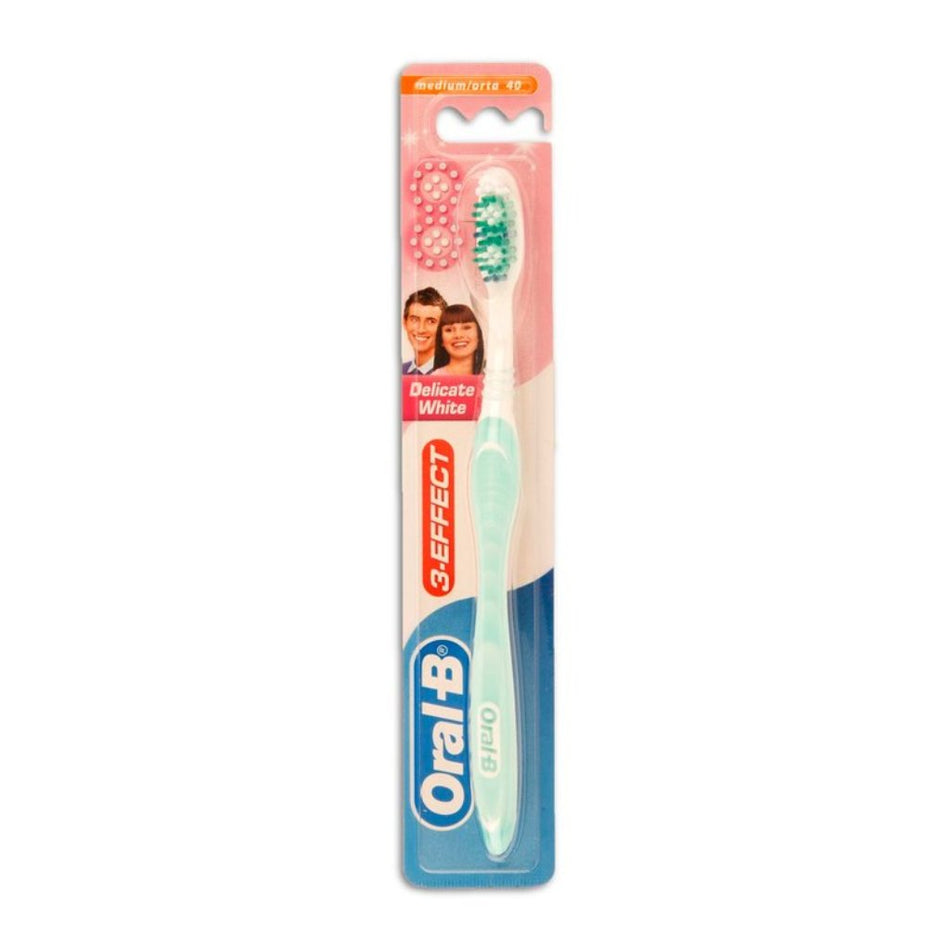 Oral-B Toothbrush Medium Delicate White