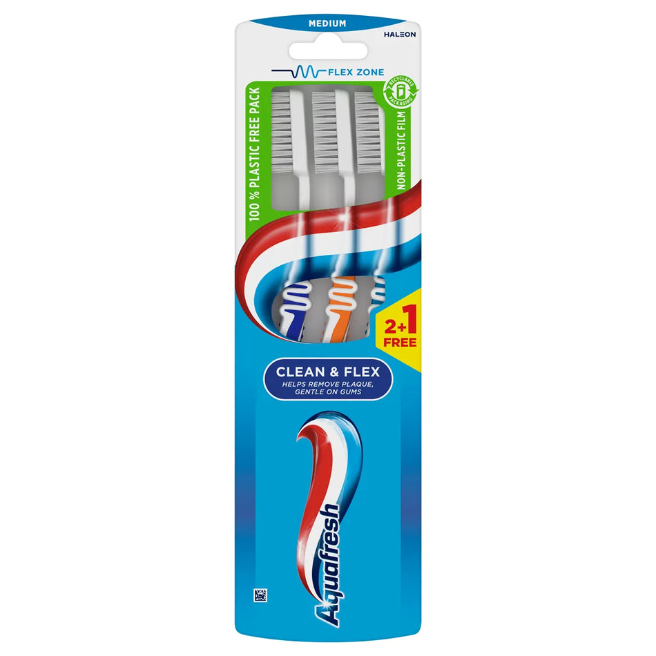 3'S Aquafresh Toothbrush Clean & Flex Medium -